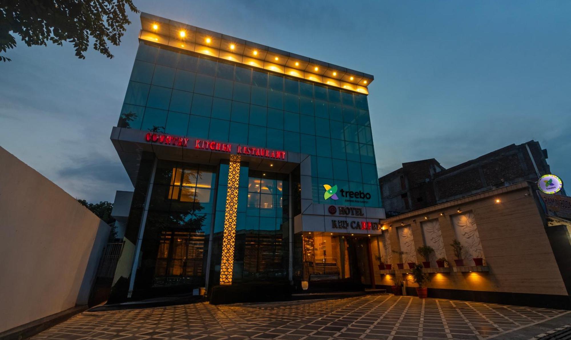 Hotel Treebo Empire Red Carpet, Near Taj Mahal Agra  Exterior foto