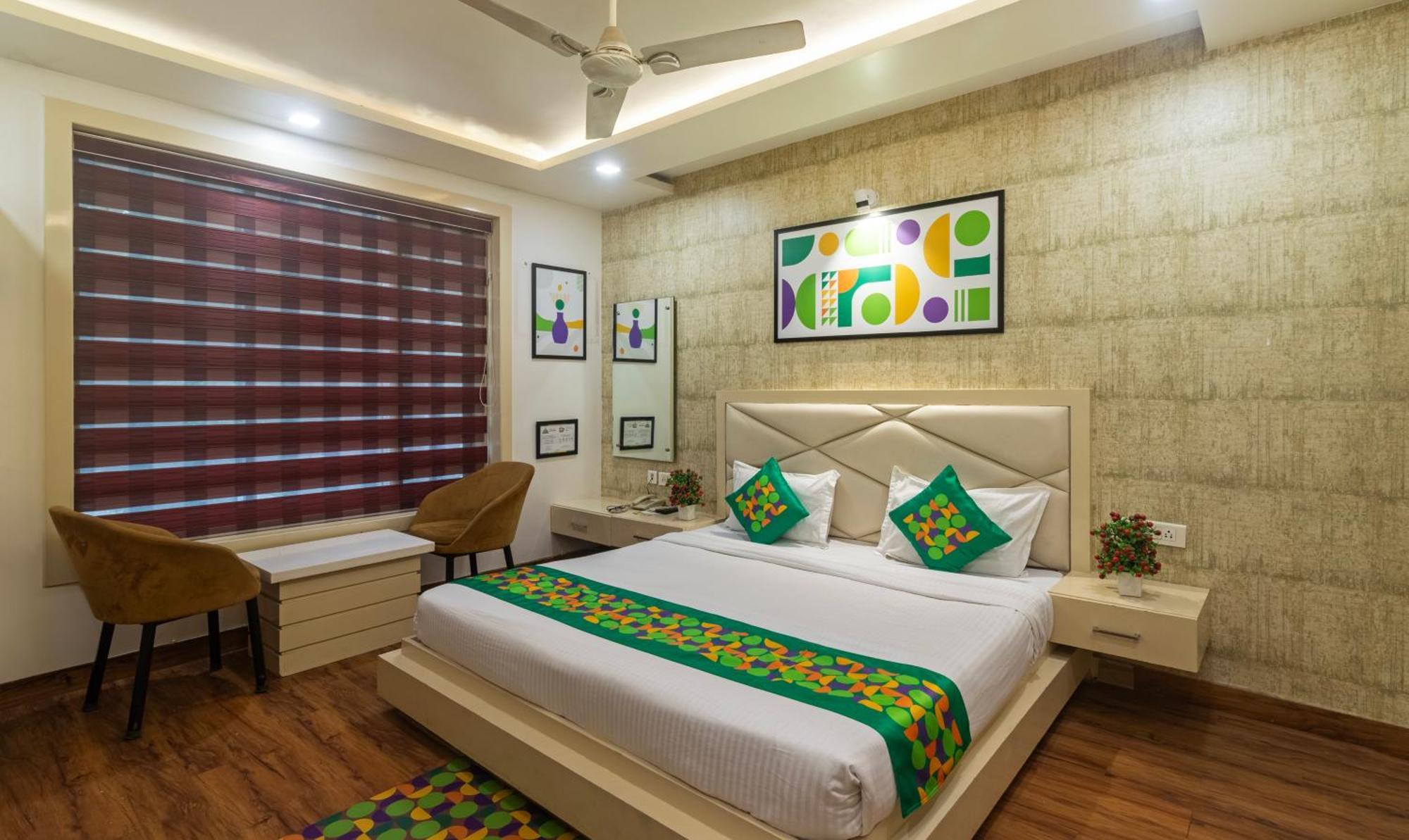 Hotel Treebo Empire Red Carpet, Near Taj Mahal Agra  Exterior foto